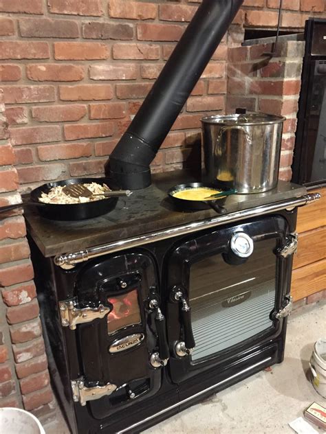 Built to last Our <b>cook</b> <b>stove</b> is constructed from durable <b>cast</b> <b>iron</b>, stainless steel, and ceramic glass to keep your home warm and your family fed for years to come. . Cast iron wood burning cook stove
